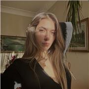 Studentessa universitaria di lingue impartisce ripetizioni di inglese e francese per alunni di scuole elementari,medie e superiori